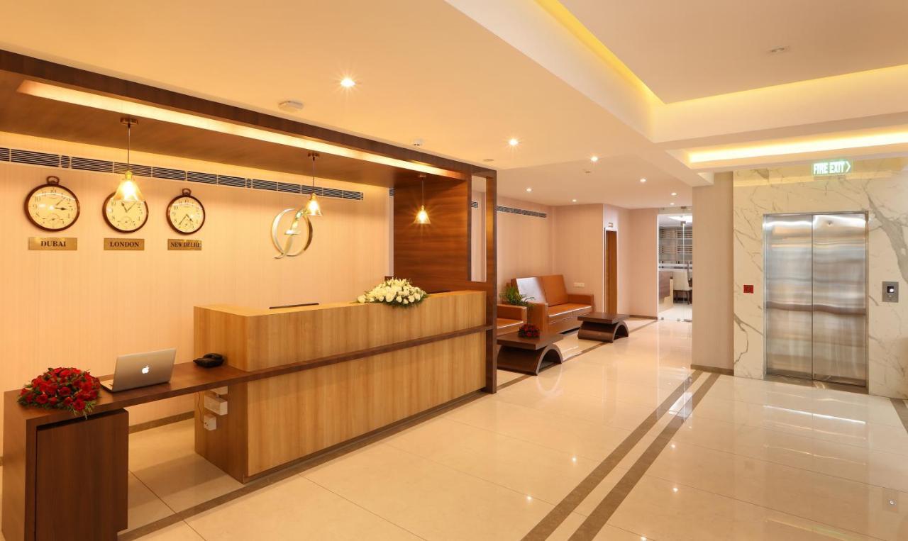 Hotel Flora Charishma Residency Aluva Kochi Esterno foto